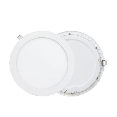 Solas Painéil LED Cuasaithe Fada Buan