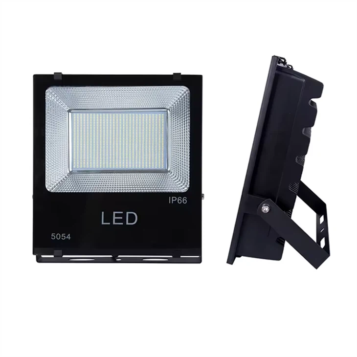 Freeway Floodlight (1)