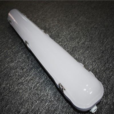 Solas Tri-cruthúnas faoi stiúir Uiscedhíonach 40W