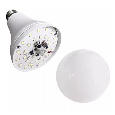 Bulb Solais Éigeandála faoi stiúir Plaisteacha In-athluchtaithe